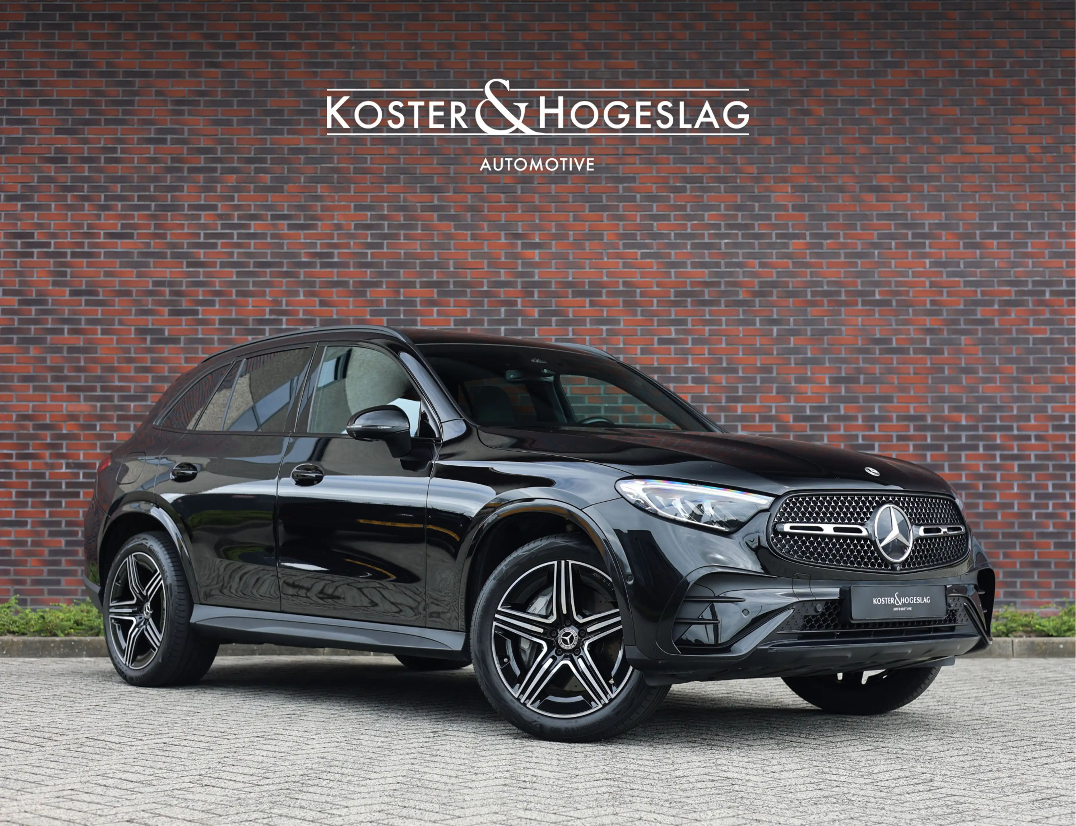 Mercedes-Benz GLC 300 300e 4MATIC | Pano - Stoelverwarming