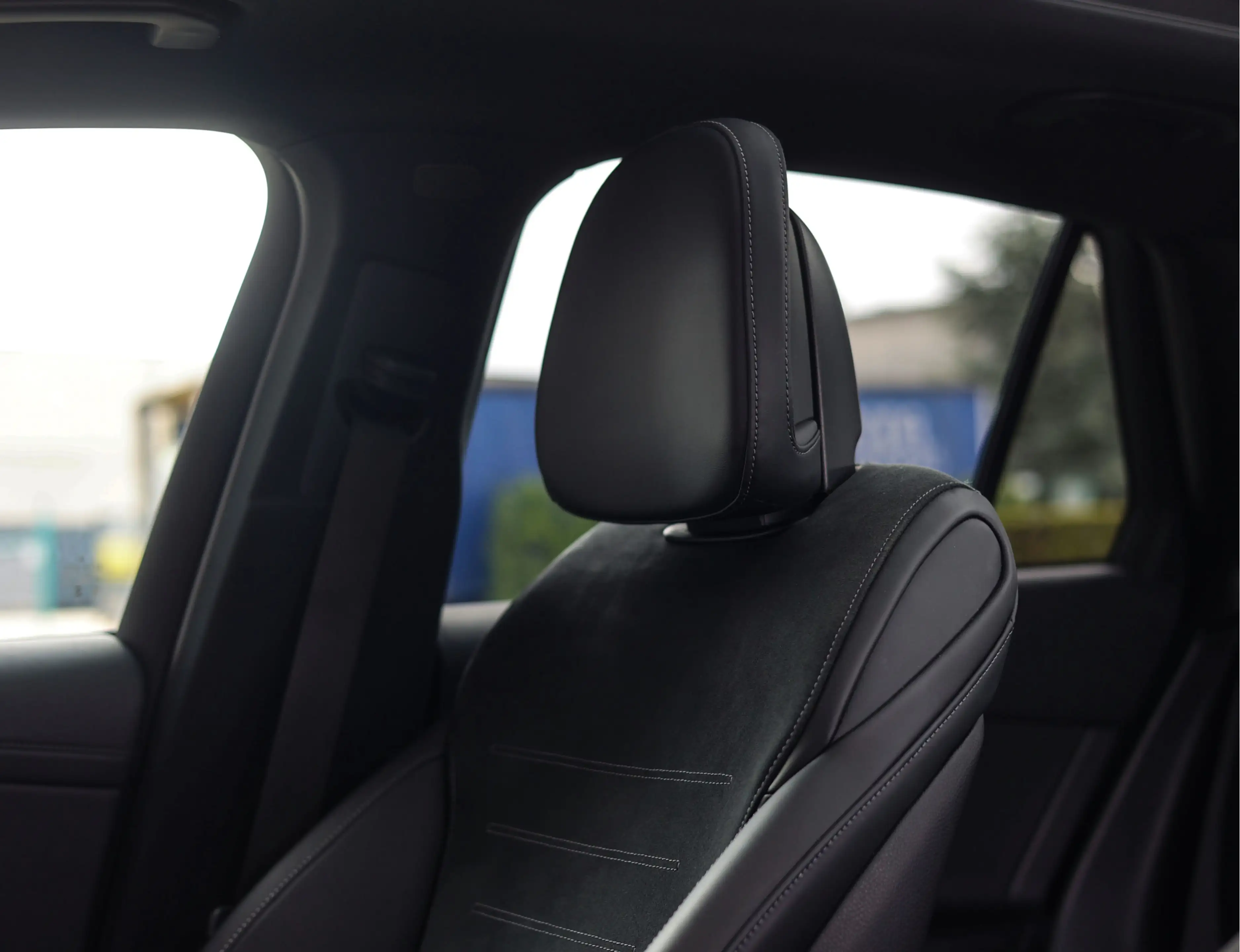 Mercedes-Benz GLC 300 300e 4MATIC | Pano - Stoelverwarming — photo 4