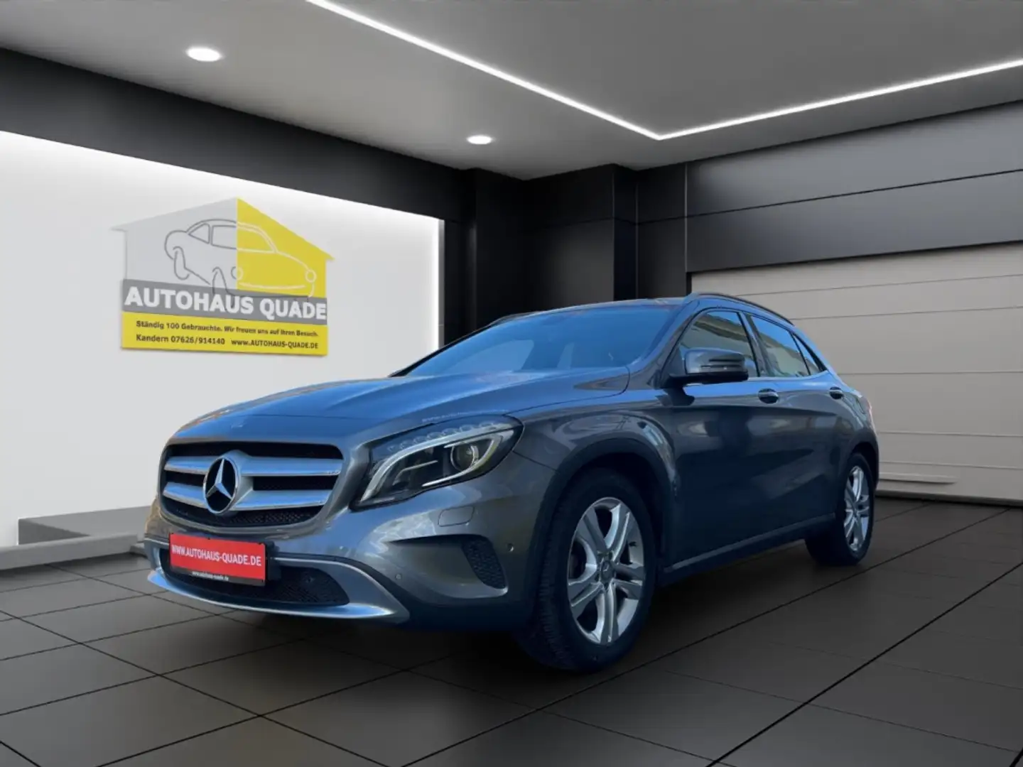 Mercedes-Benz GLA 200 Bi-Xenon El. Heckklappe Ambientebeleuchtung SHZ Pa Gris - 1