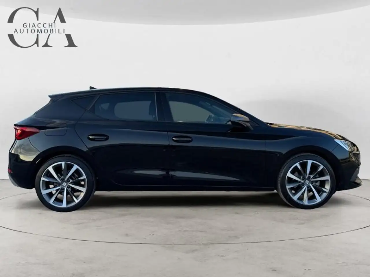 SEAT Leon 1.0 etsi FR 110cv dsg 4