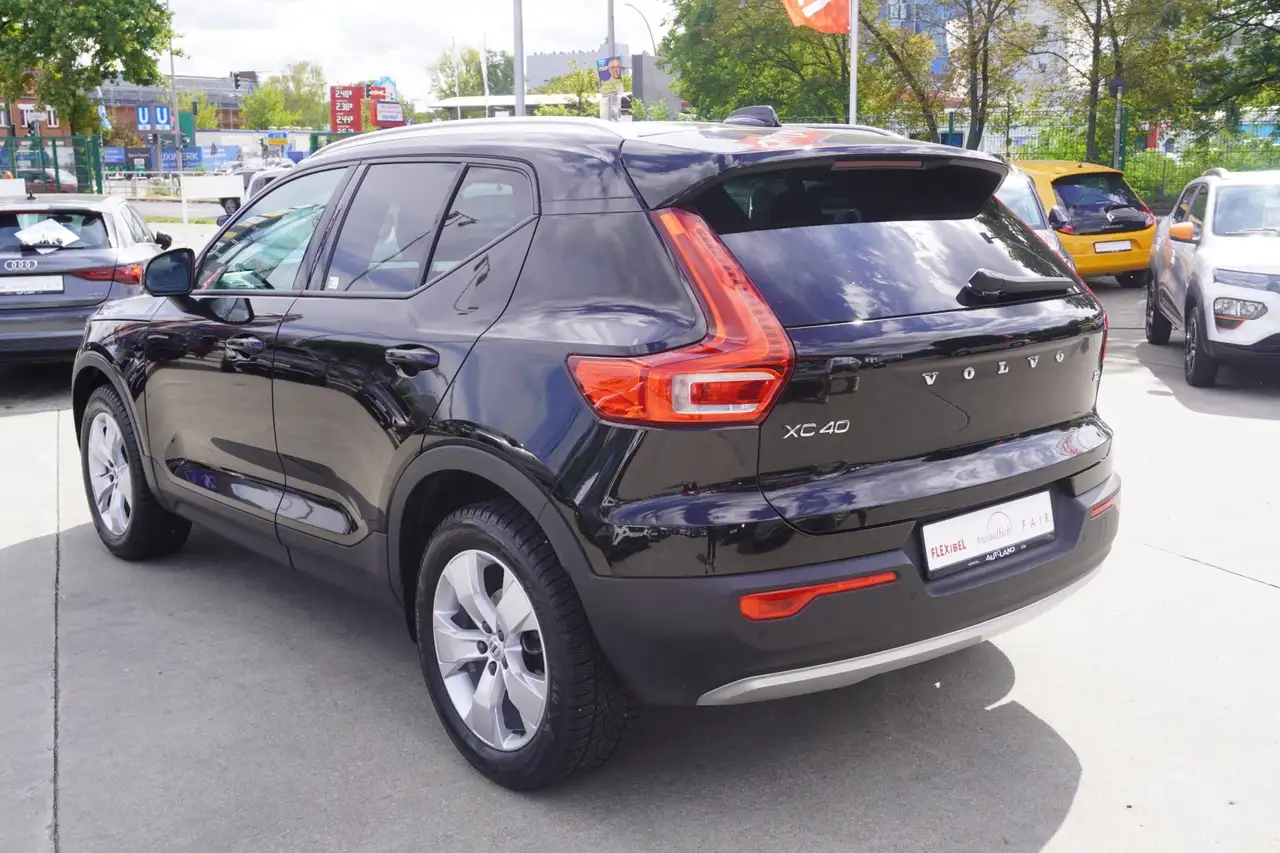 Volvo XC40 T2 Momentum LED Panorama Kamera ACC, миниатюра 3