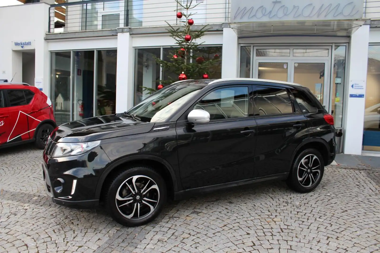 Suzuki Vitara 1.4 Boosterjet A/T 4WD TOP  AllGrip S Hebasto Nero - 2