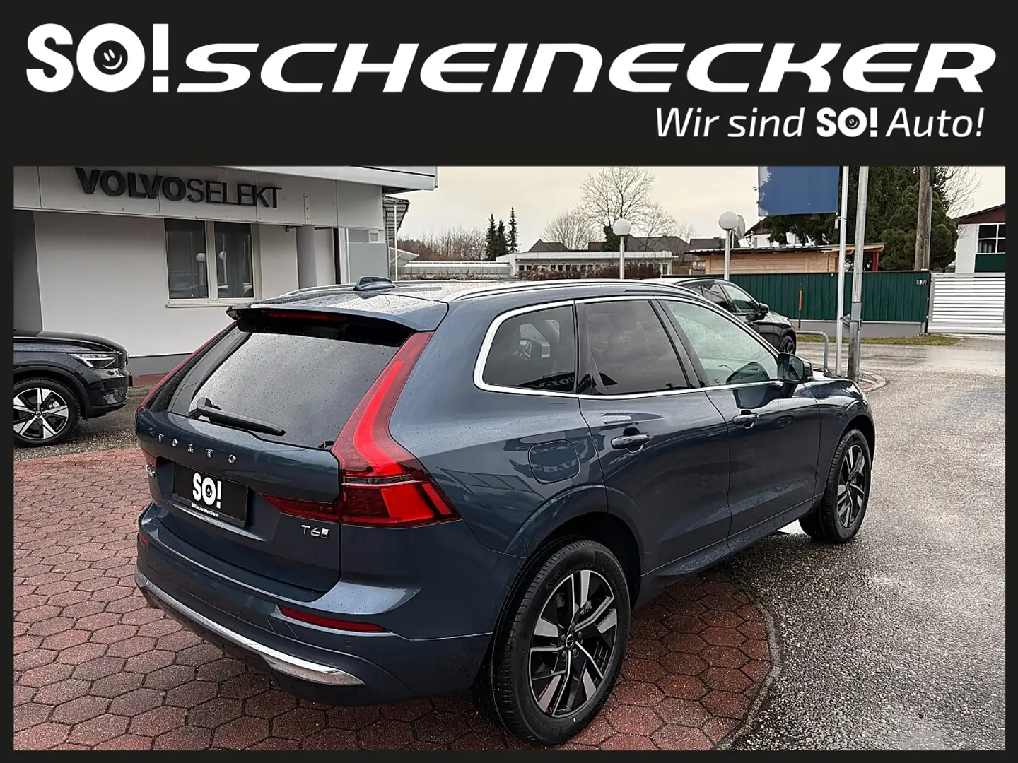 Volvo XC60 T6 AWD PHEV 18,8kWh Plus Bright Aut. Blau - 2