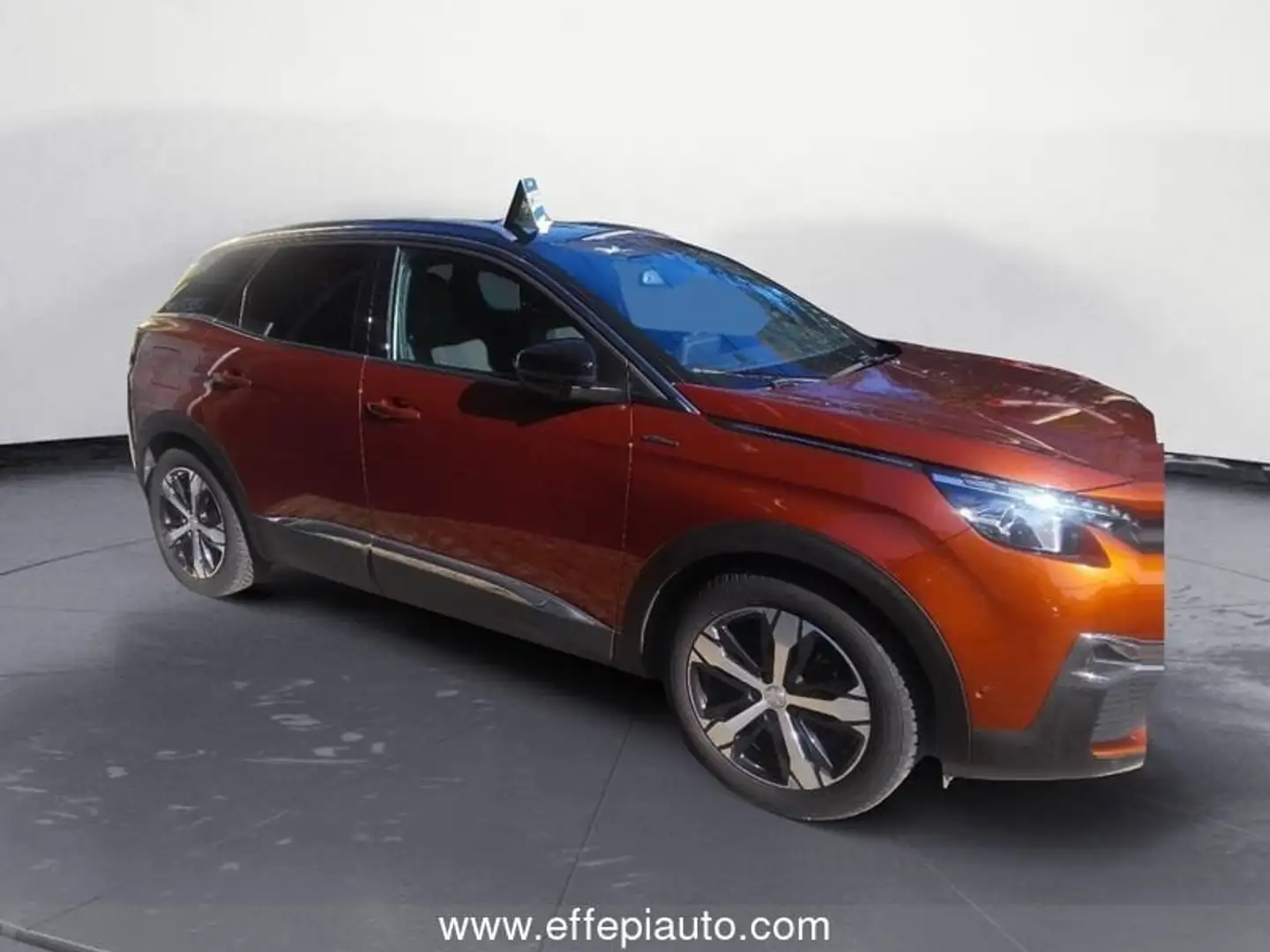 Peugeot 3008 PureTech Turbo 130 S&S GT Line Brons - 2