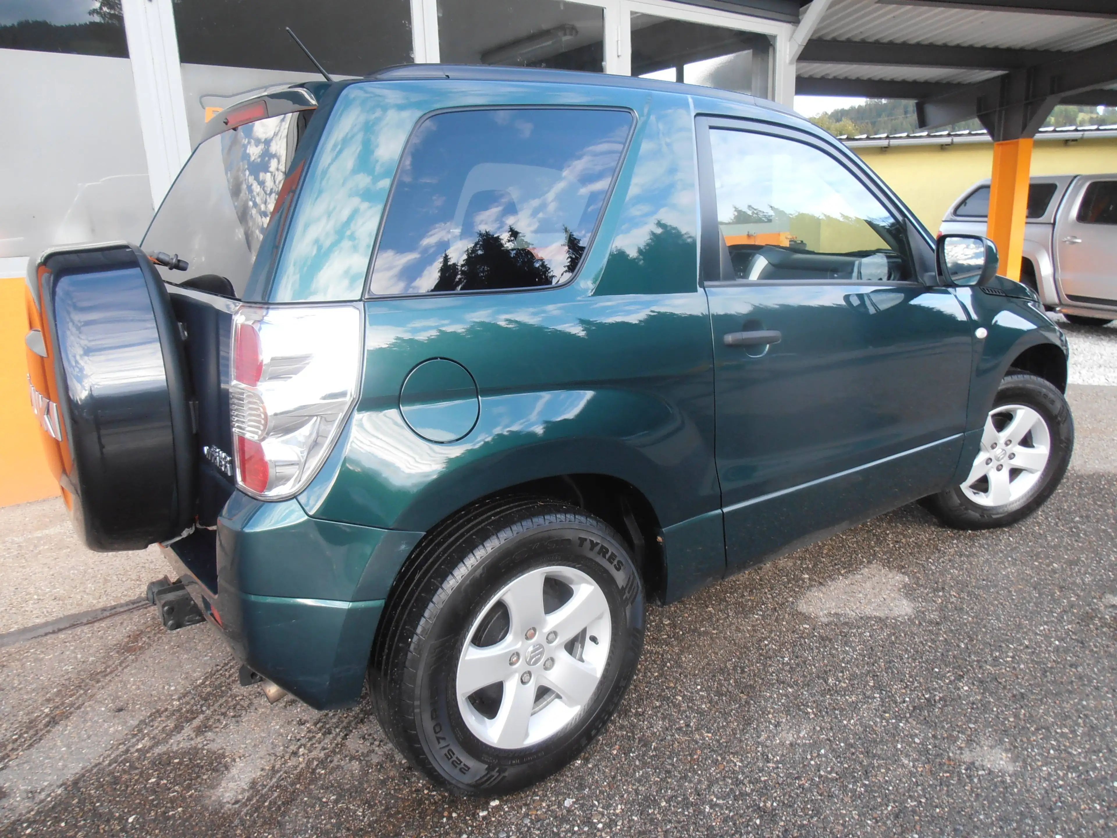 Suzuki Grand Vitara 1.9 DDIS (3-trg.) — photo 10