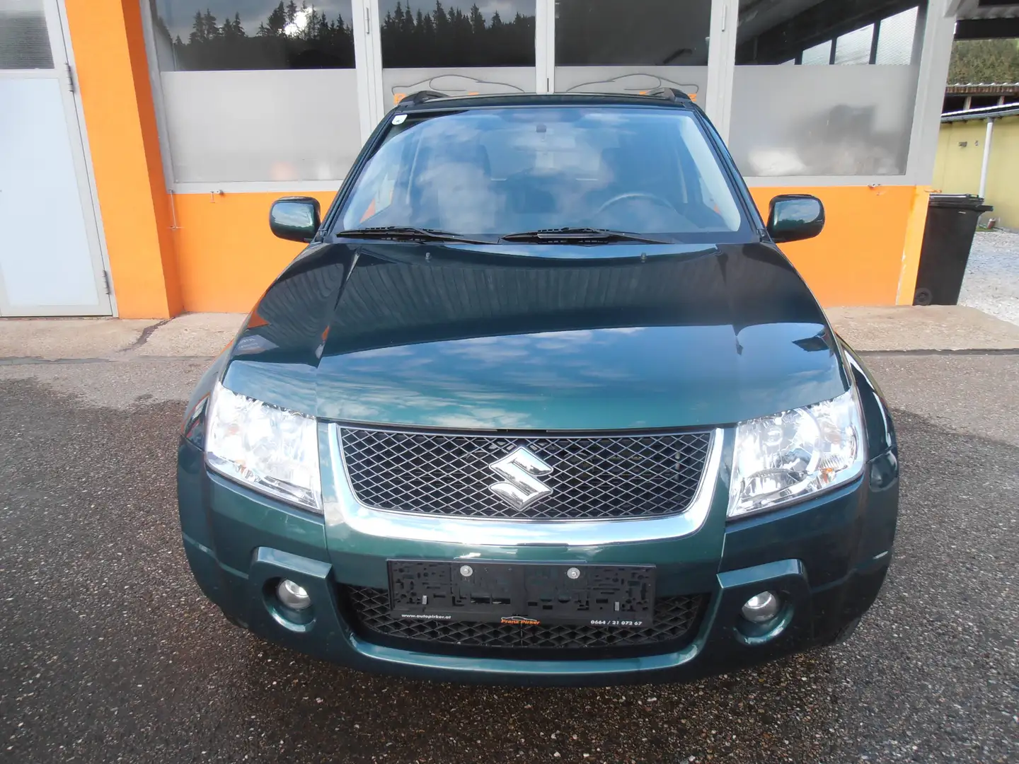 Suzuki Grand Vitara 1.9 DDIS  (3-trg.) Grün - 2
