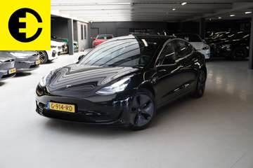 Standard RWD Plus 60 kWh | SOH 90,0% | Stoelverwar