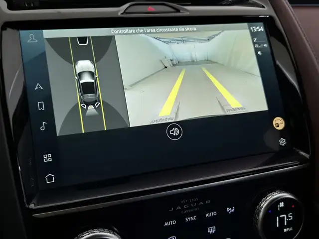 Jaguar E-Pace view 14