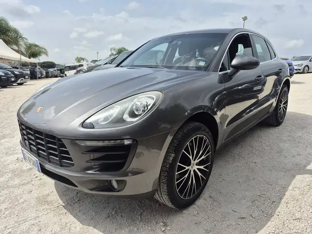 2015 Porsche Macan in Grey for sale