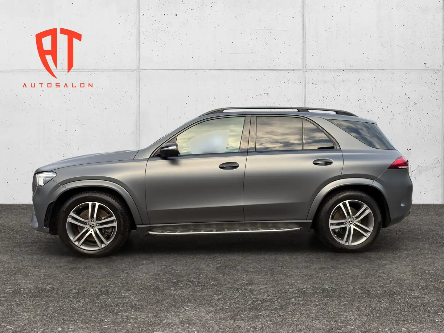 Mercedes-Benz GLE 350 GLE 350 d 4Matic AMG-Line Schwarz - 2