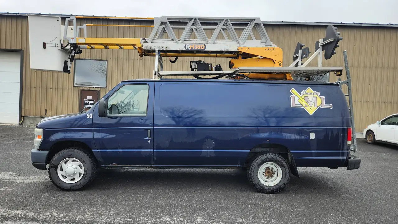 2014 Ford Econoline