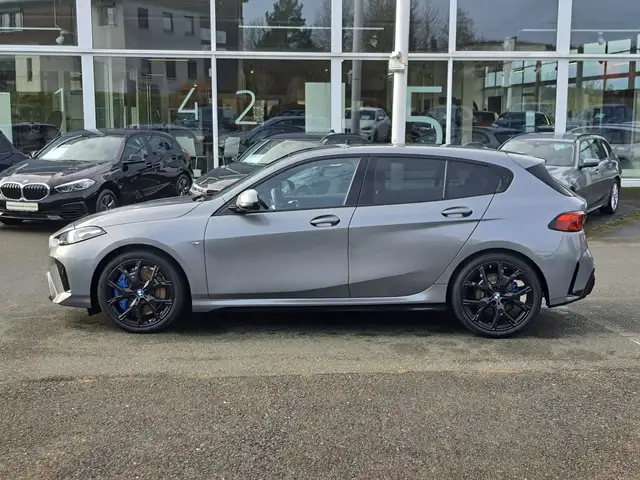 BMW M view 6