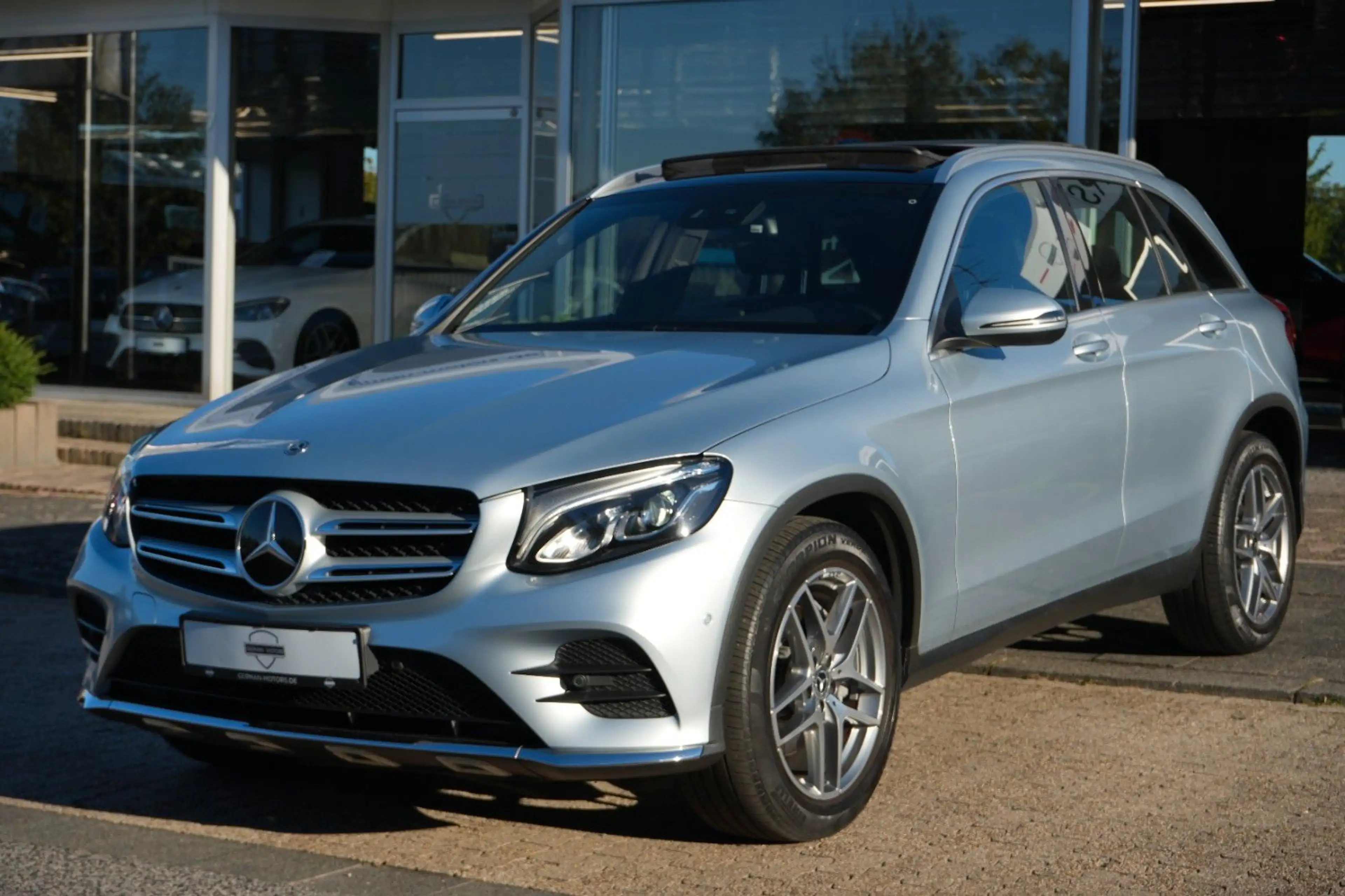 Mercedes-Benz GLC 250 4Matic *AMG-LINE|MEMORY|BURMESTER|AHK* — photo 3