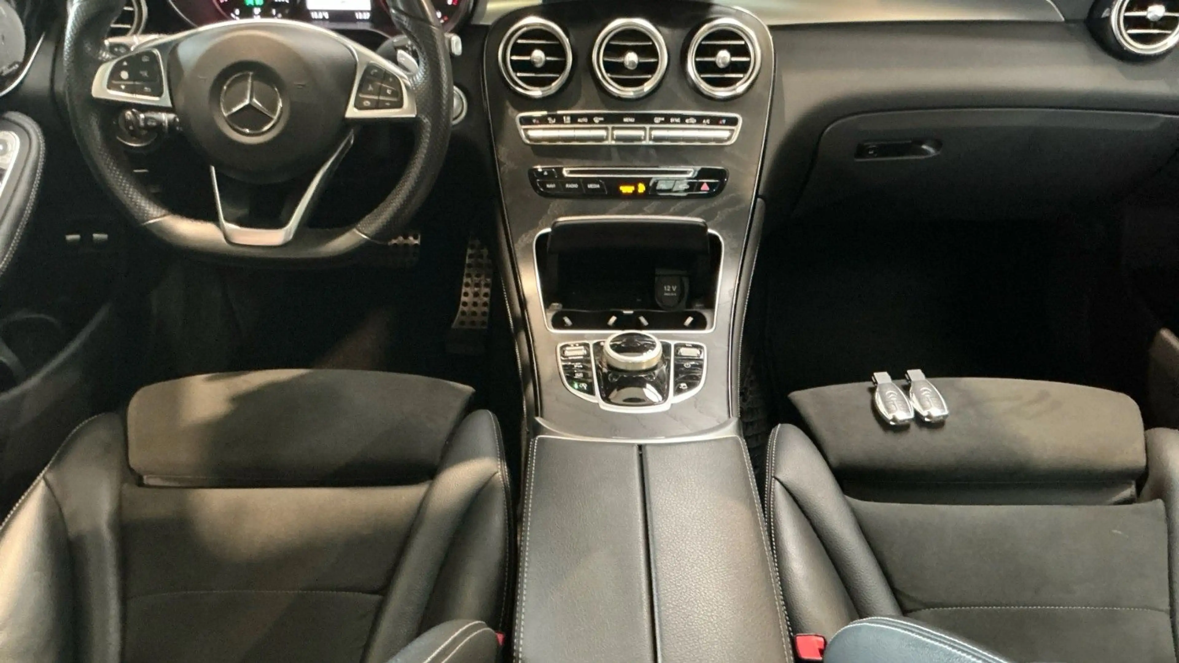 Mercedes-Benz GLC 250 4Matic *AMG-LINE|MEMORY|BURMESTER|AHK* — photo 15