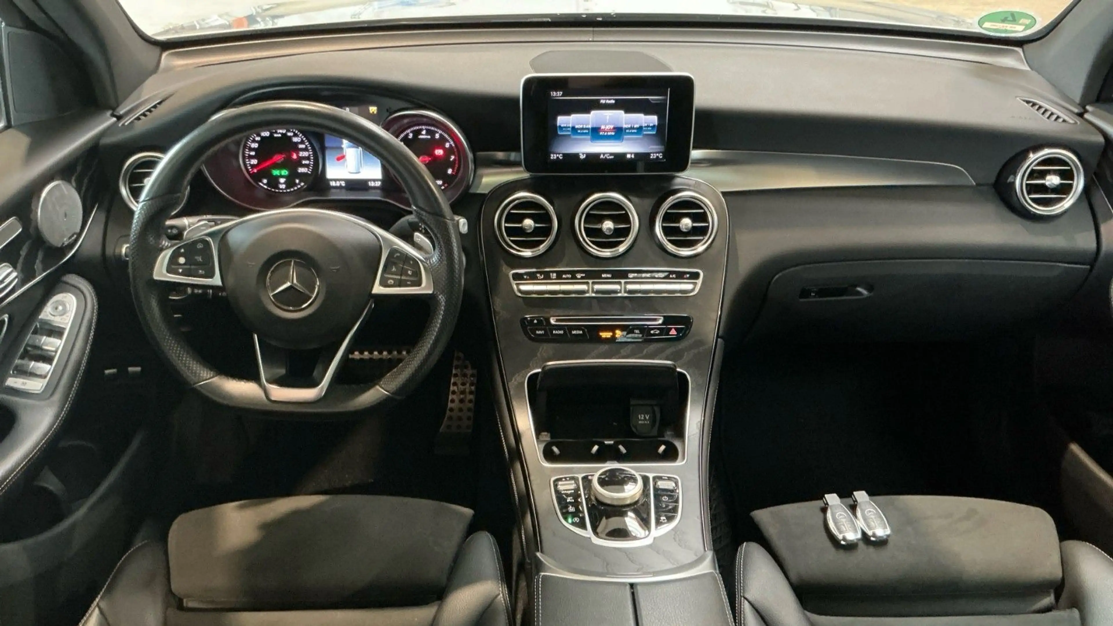 Mercedes-Benz GLC 250 4Matic *AMG-LINE|MEMORY|BURMESTER|AHK* — photo 12