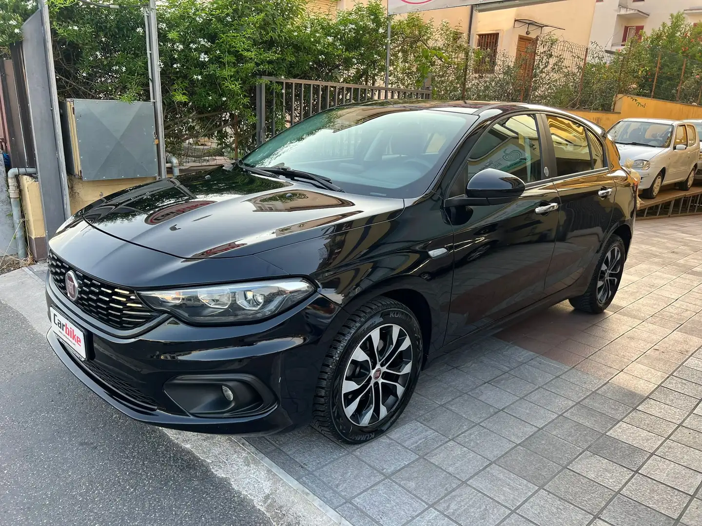Fiat Tipo Tipo 5p 1.3 mjt Lounge s Nero - 1