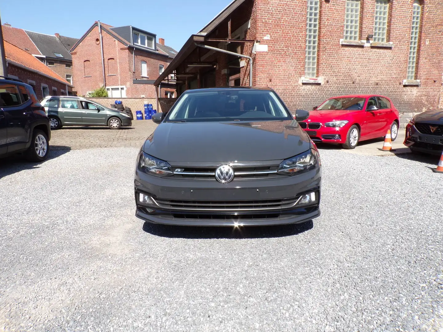 Volkswagen Polo Polo 1.0 TSi DSG ---- R-Line ---- Virtual Cockpit Grijs - 2