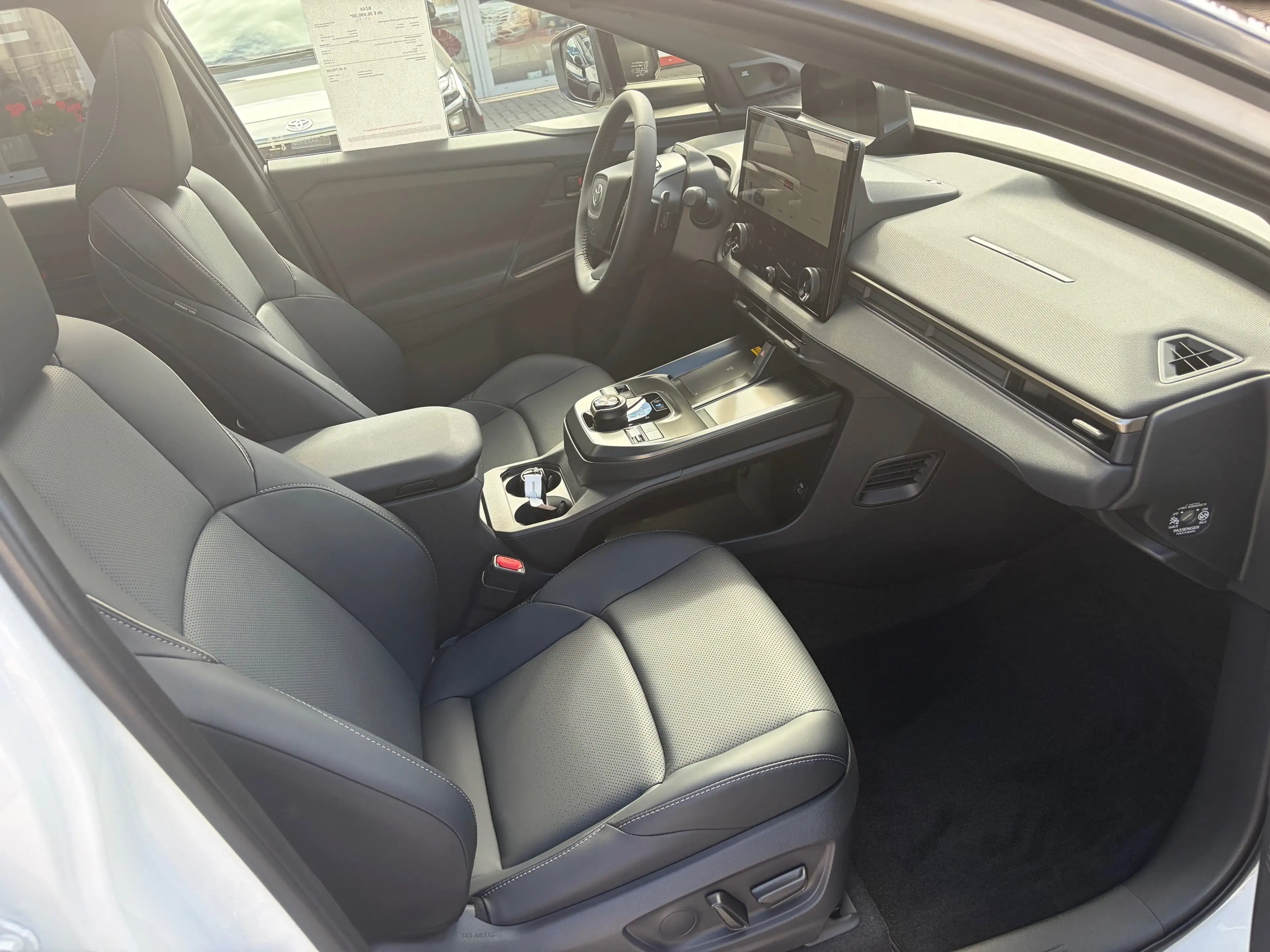 Toyota bZ4X AWD Lounge + Style Paket Gewerbewochenaktion — photo 8