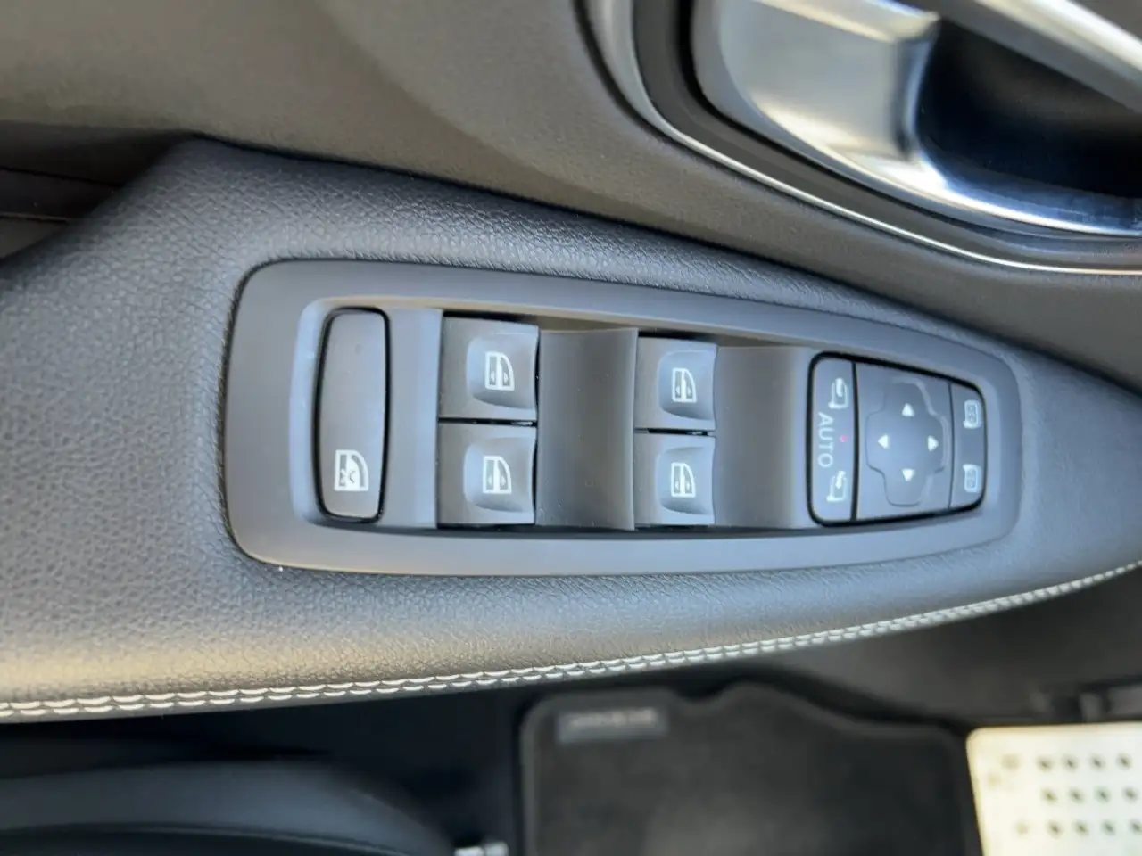 Renault Grand Scenic 1.3 TCE 160 EXECUTIVE, миниатюра 17