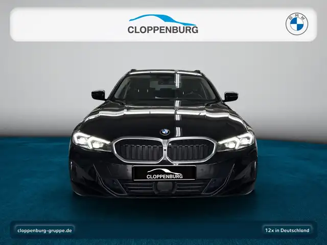 BMW 3 Series view 10