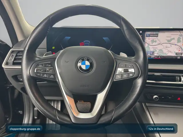 BMW 3 Series view 13