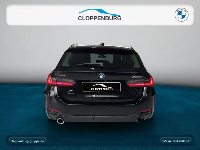 BMW 3 Series view 4