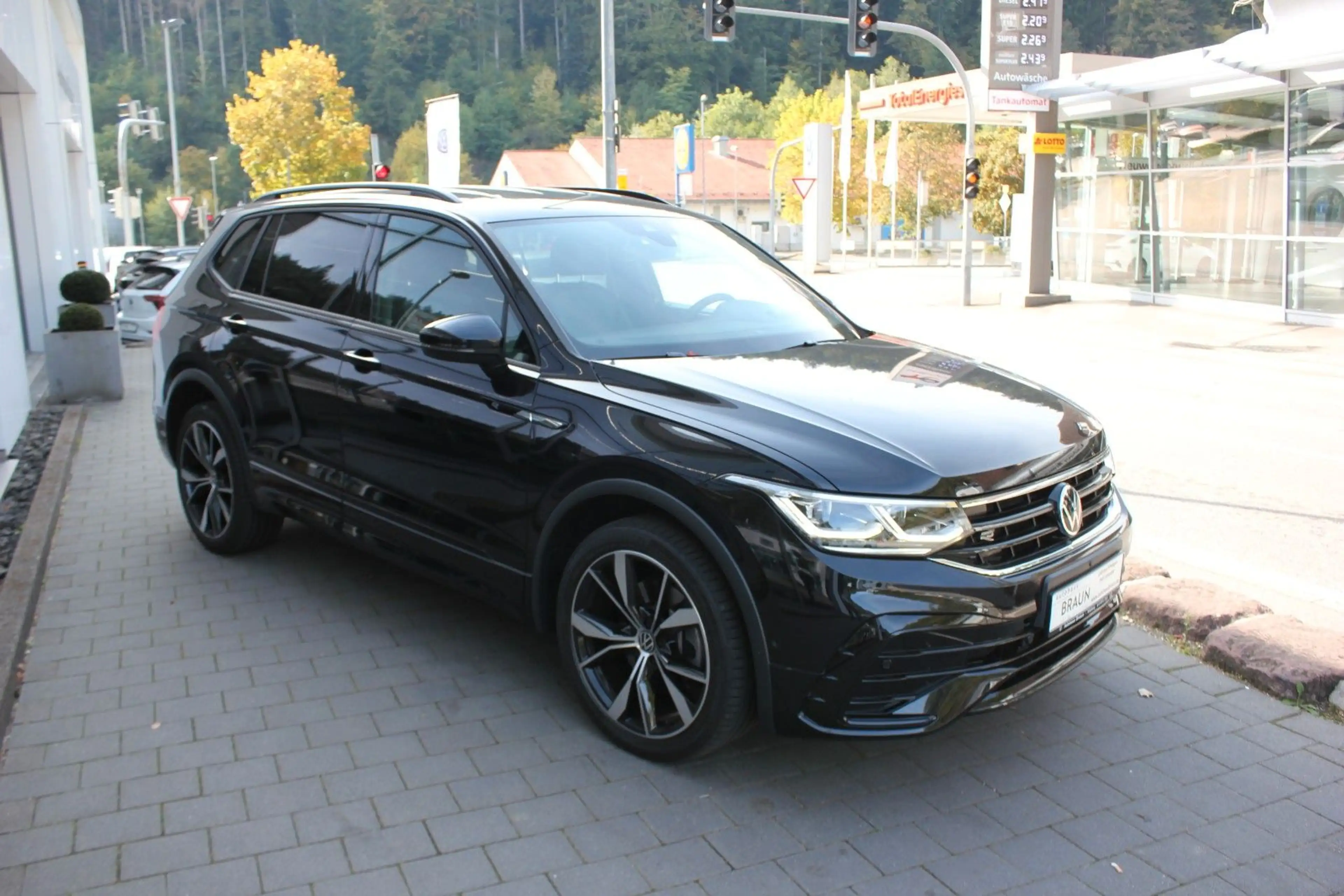 Volkswagen Tiguan Allspace R-Line 2.0 TSI 4Motion DSG,AHK — photo 2