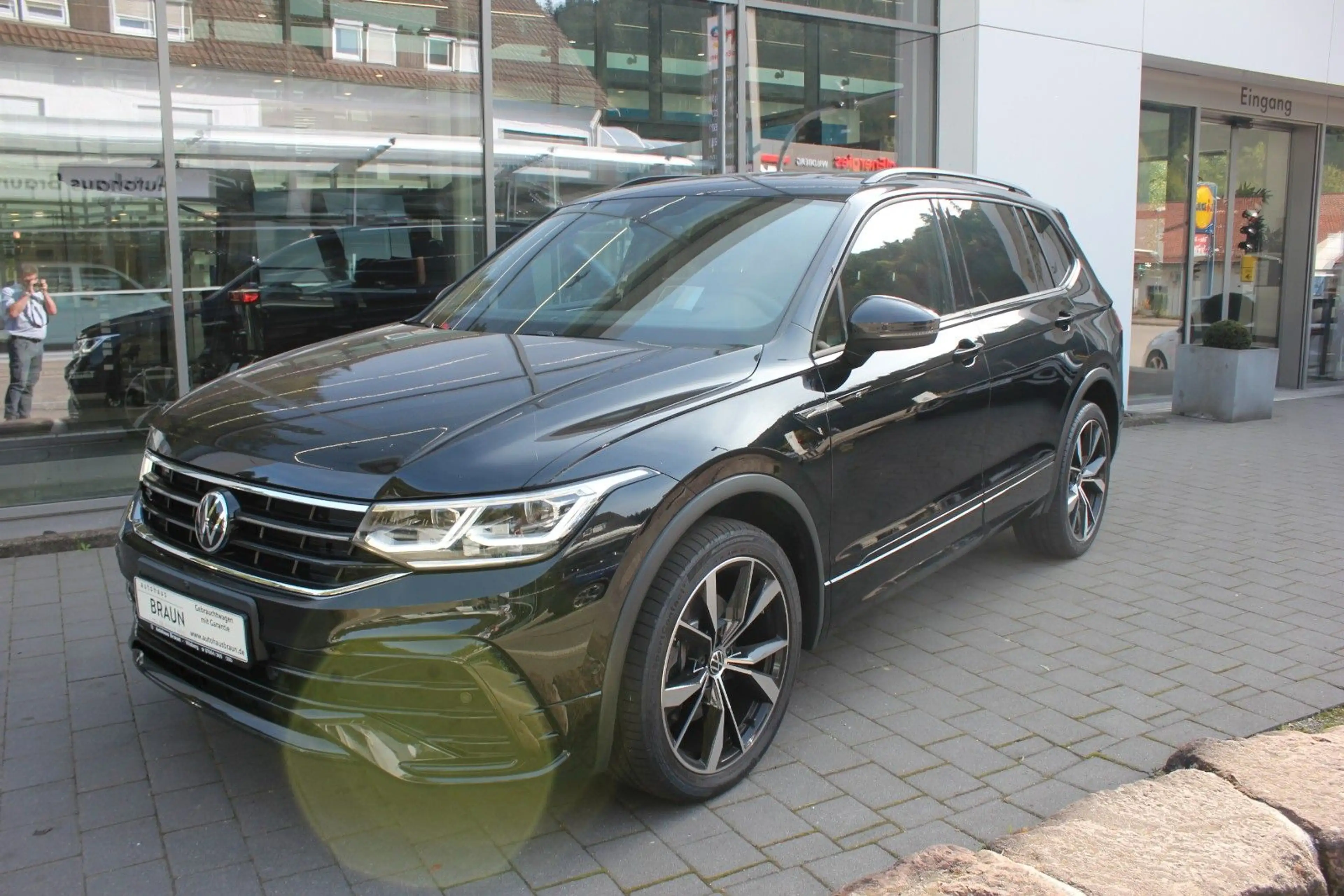 Volkswagen Tiguan Allspace R-Line 2.0 TSI 4Motion DSG,AHK — photo 4