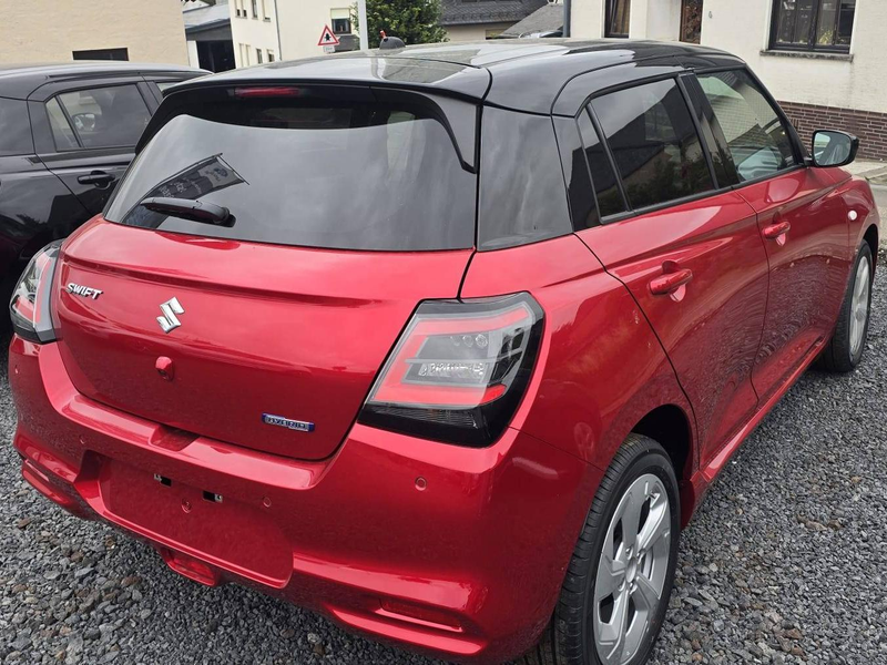 Suzuki Swift Swift 1.2 Dualjet Hybrid MT Comfort — photo 3