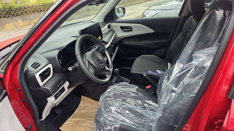 Suzuki Swift Swift 1.2 Dualjet Hybrid MT Comfort — photo 6