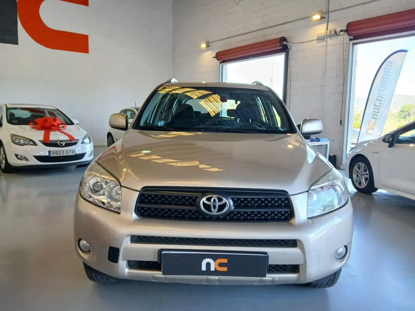 Toyota RAV 4 2.0 Sol Aut. Beige - 2