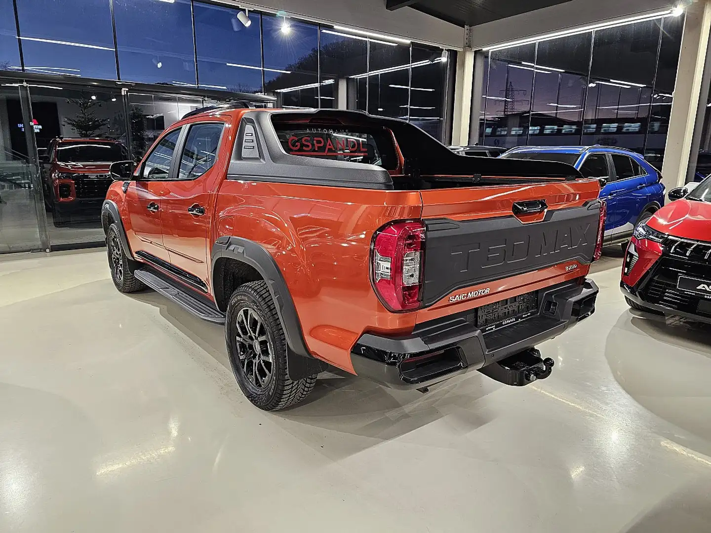 Maxus T60 Max Luxury Orange - 2