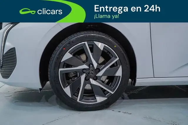 Peugeot 308 view 11