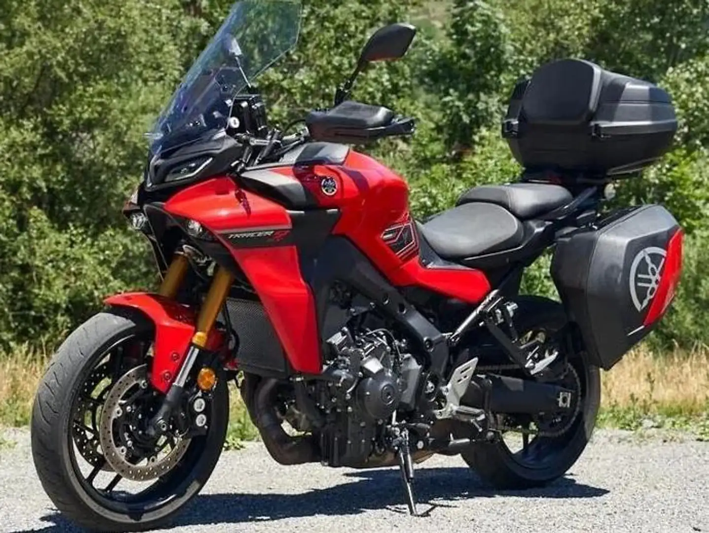 Yamaha Tracer 9 GT Rosso - 1