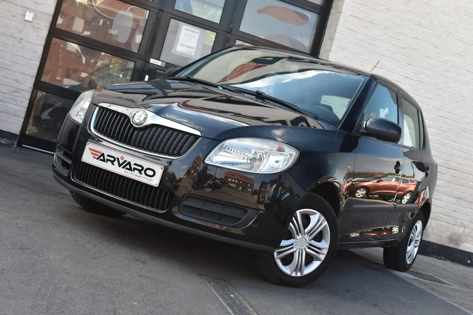 Skoda Fabia 1.4i Cruise / PDC / Verw Zetels / Garantie Noir - 1
