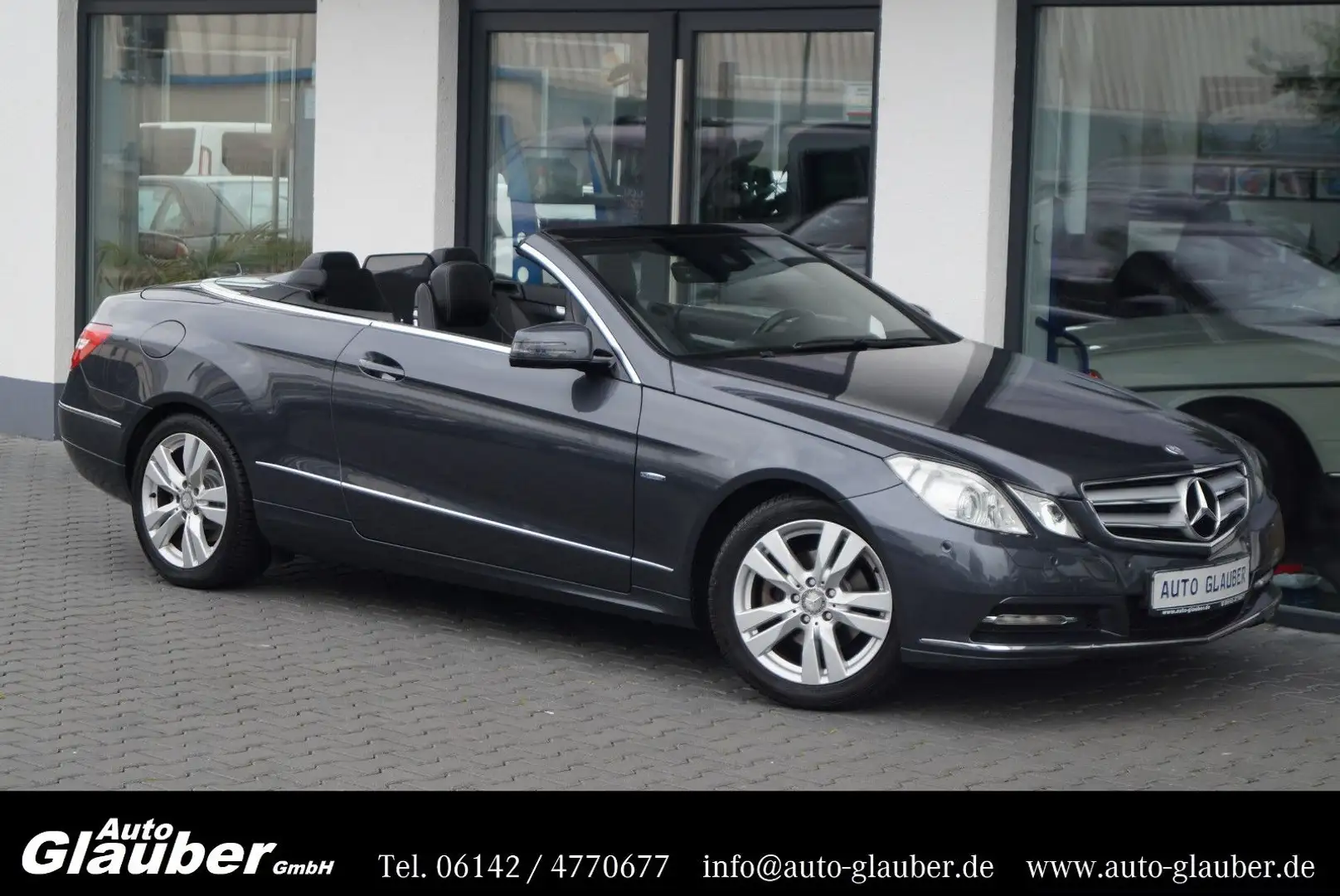 Mercedes-Benz E 200 CGI Cabrio/Xenon/Navi/Leder/Airscarf Grau - 1
