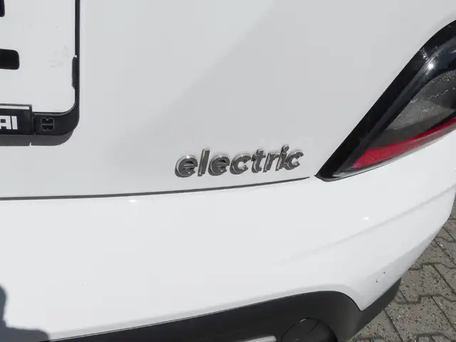 Hyundai Kona view 16