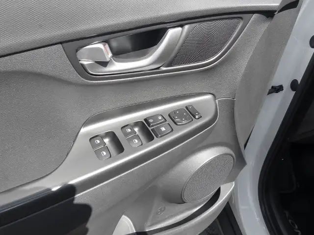 Hyundai Kona view 14