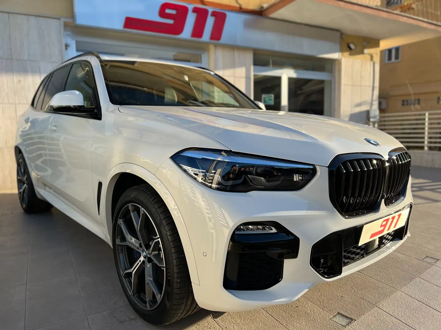 BMW X5 Subentro Leasing xdrive30d mhev 48V Msport Tetto Weiß - 2