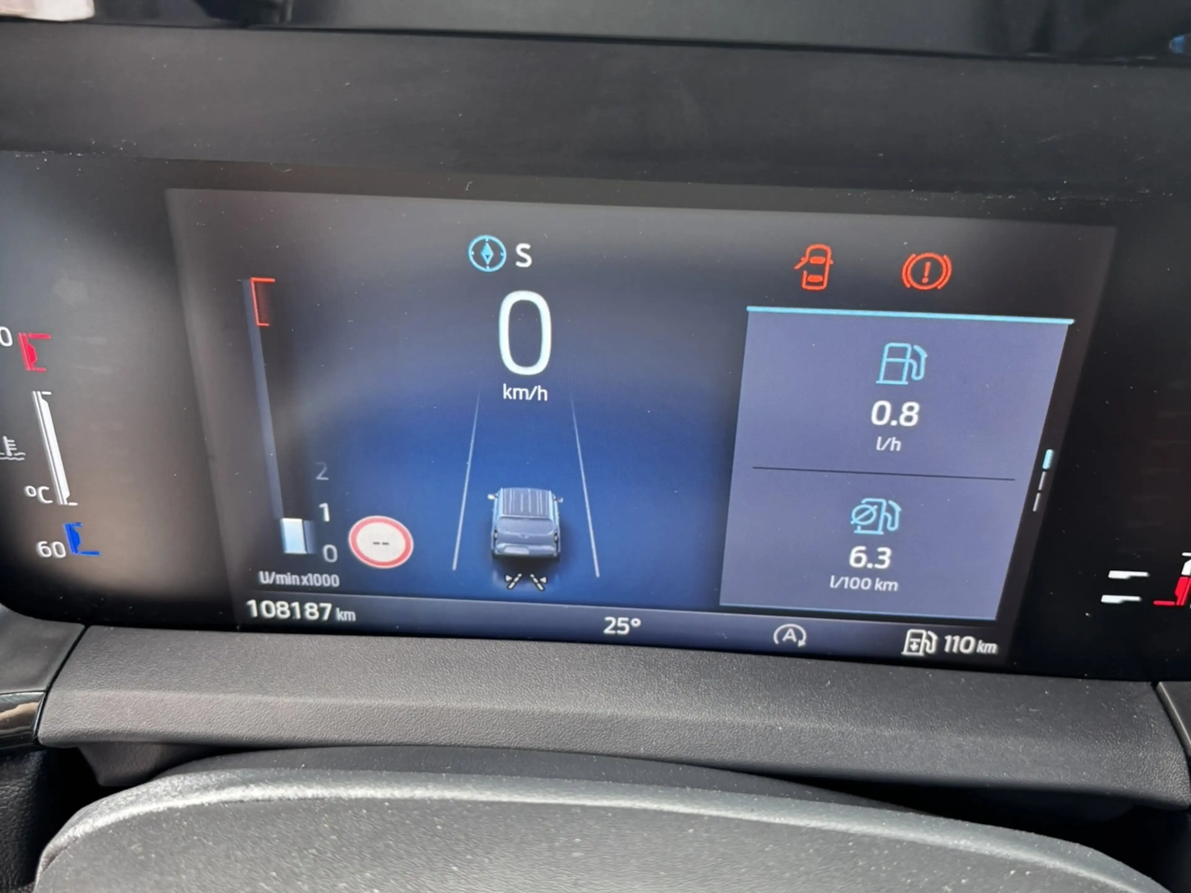 Ford Transit Courier Trend — photo 10