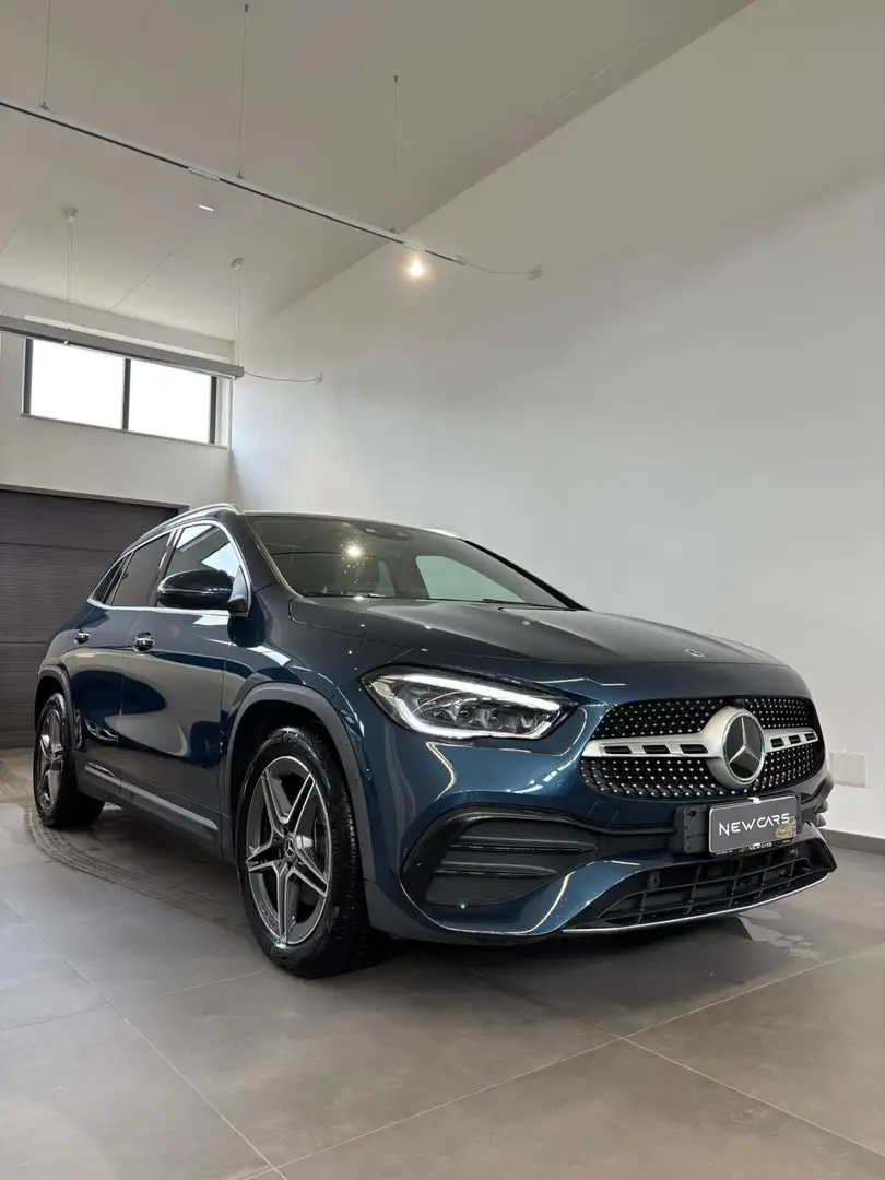 Mercedes-Benz GLA 200 GLA 200 d Premium 4matic auto Blu/Azzurro - 2