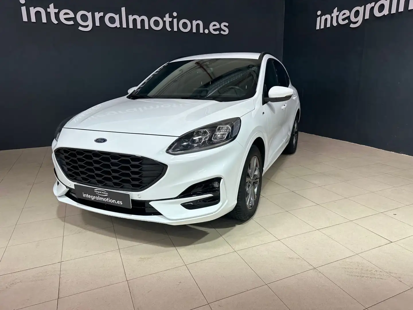 Ford Kuga 1.5 EcoBoost ST-Line X FWD 150 Blanc - 2