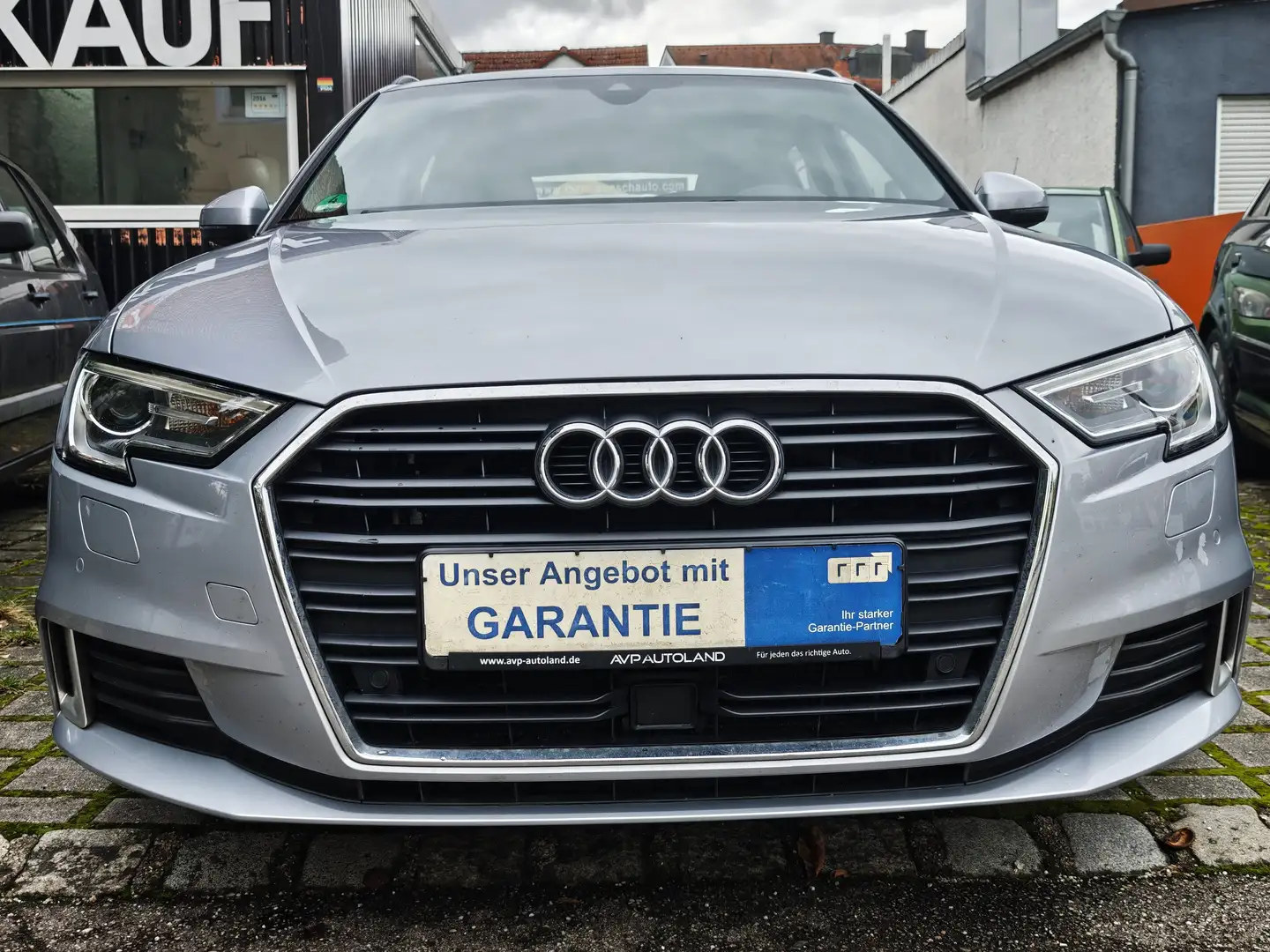 Audi A3 SPORTBACK 2.0TDI SPORT GARANTIE TÜV NEU Grau - 1