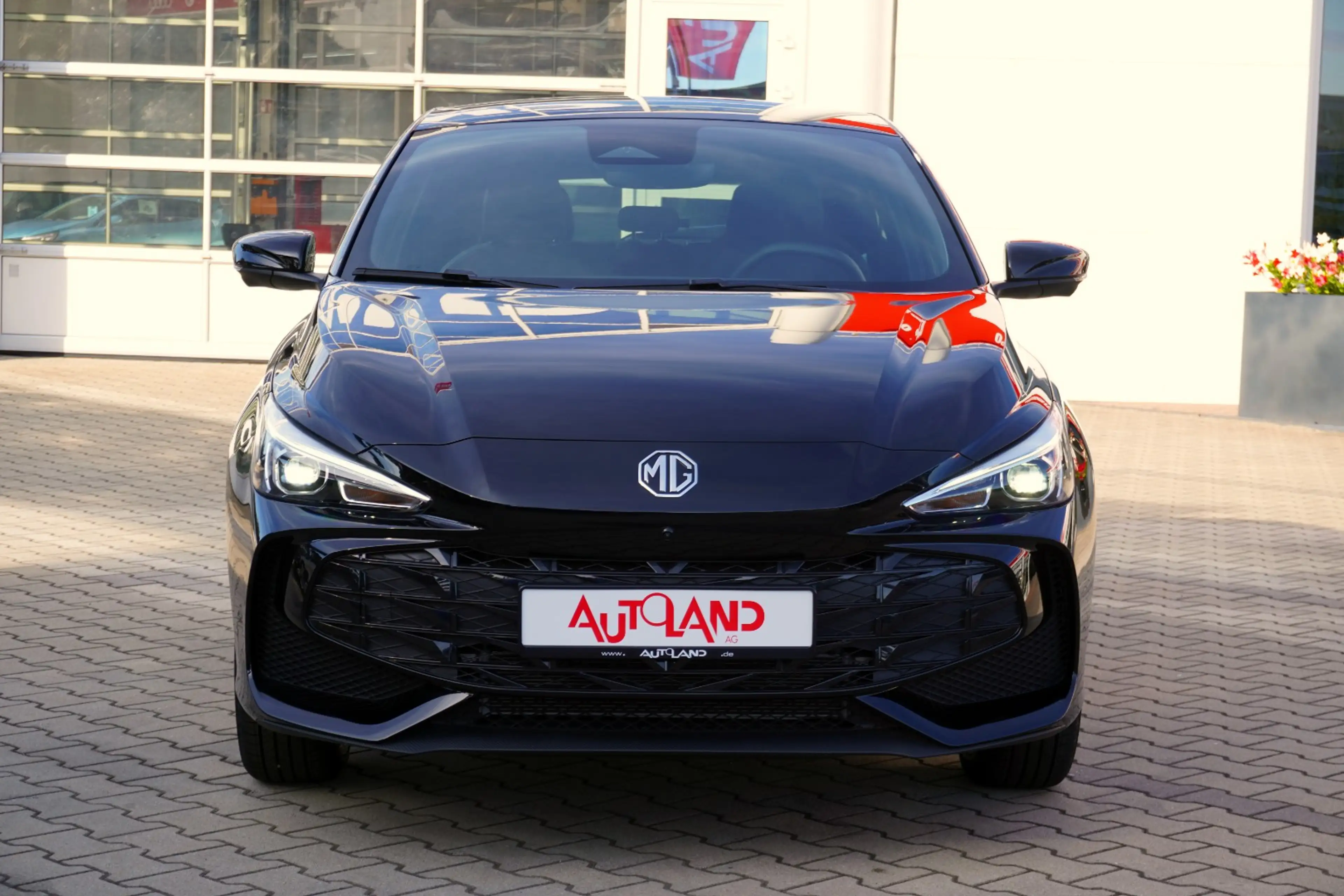 MG MG3 1.5 Hybrid Luxury Aut. LED ACC Navi 360° — photo 2