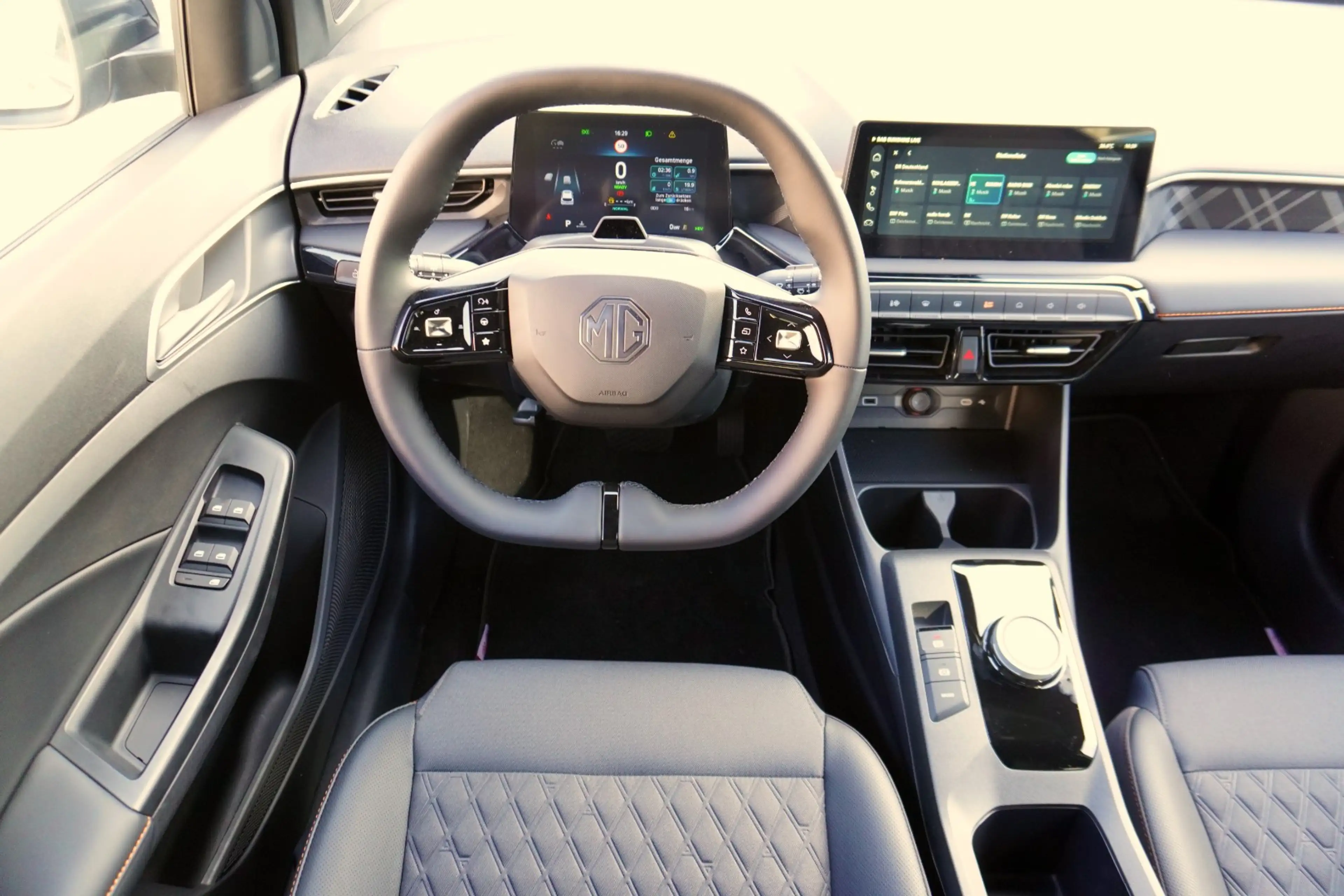 MG MG3 1.5 Hybrid Luxury Aut. LED ACC Navi 360° — photo 11