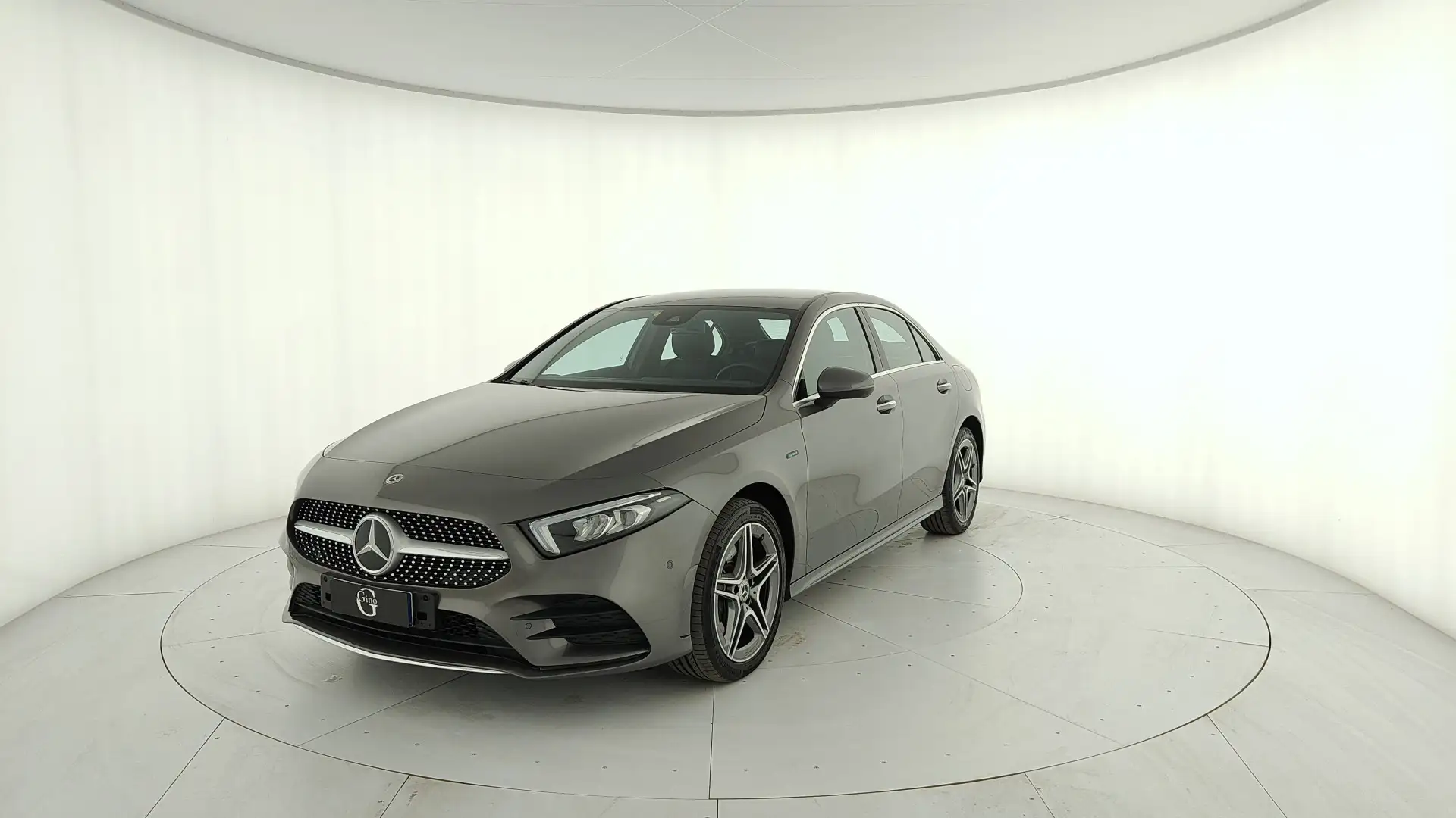 Mercedes-Benz A 250 e phev (eq-power) Premium auto Grigio - 1