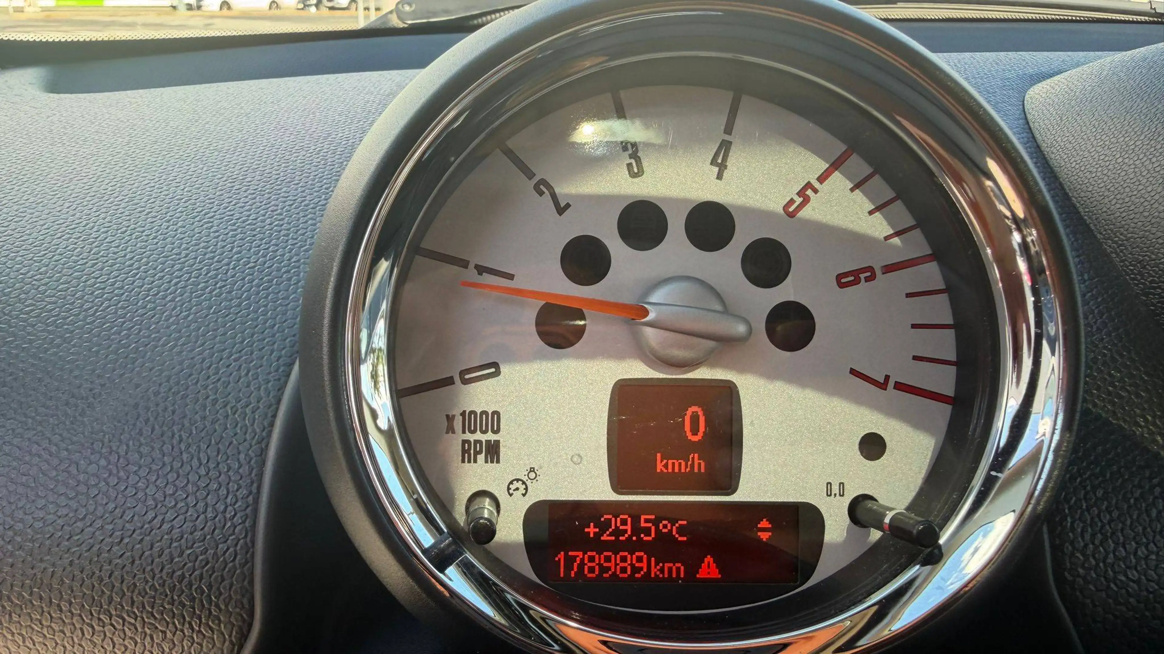 MINI Cooper D Countryman 111PS mit Parkhilfe Navi Tempomat Sitzheizung — photo 10