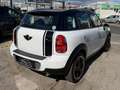 MINI Cooper D Countryman 111PS mit Parkhilfe Navi Tempomat Sitzheizung Weiß - thumbnail 3