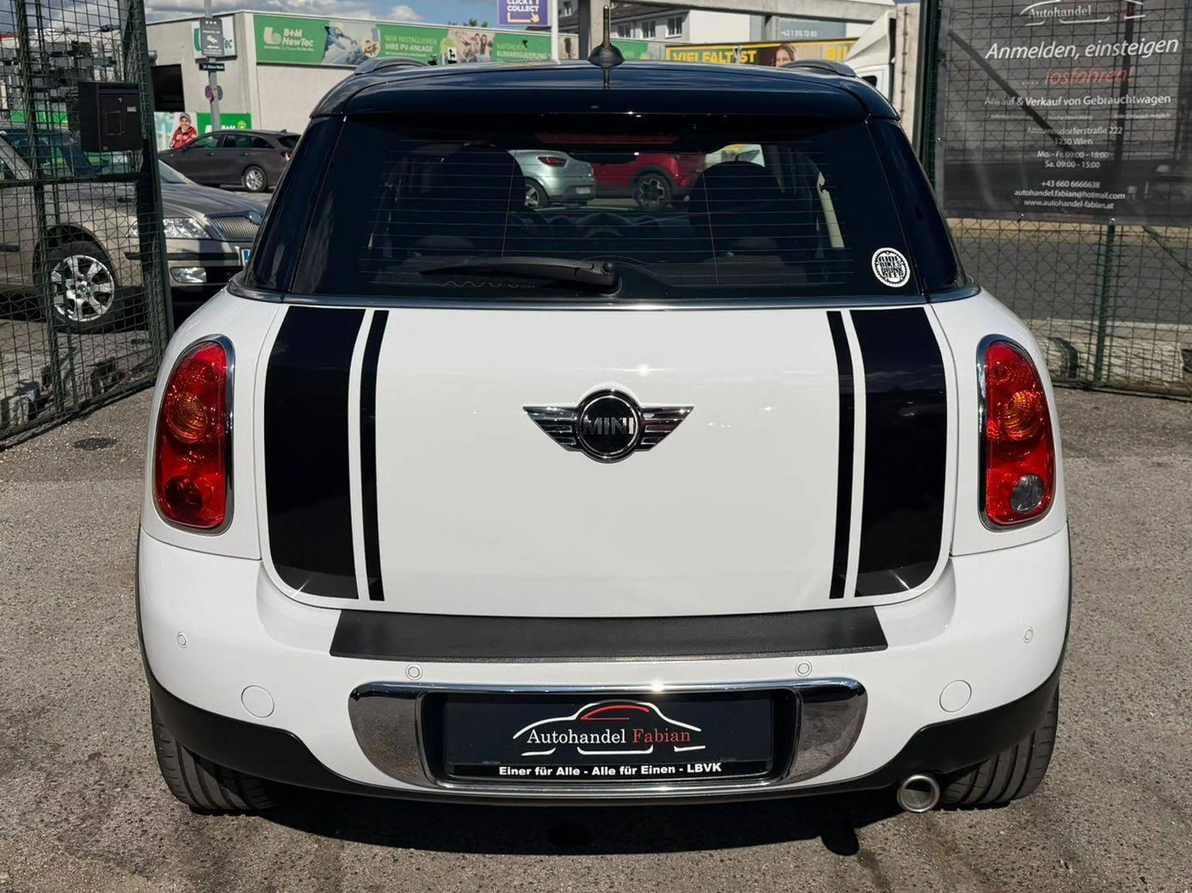 MINI Cooper D Countryman 111PS mit Parkhilfe Navi Tempomat Sitzheizung — photo 4