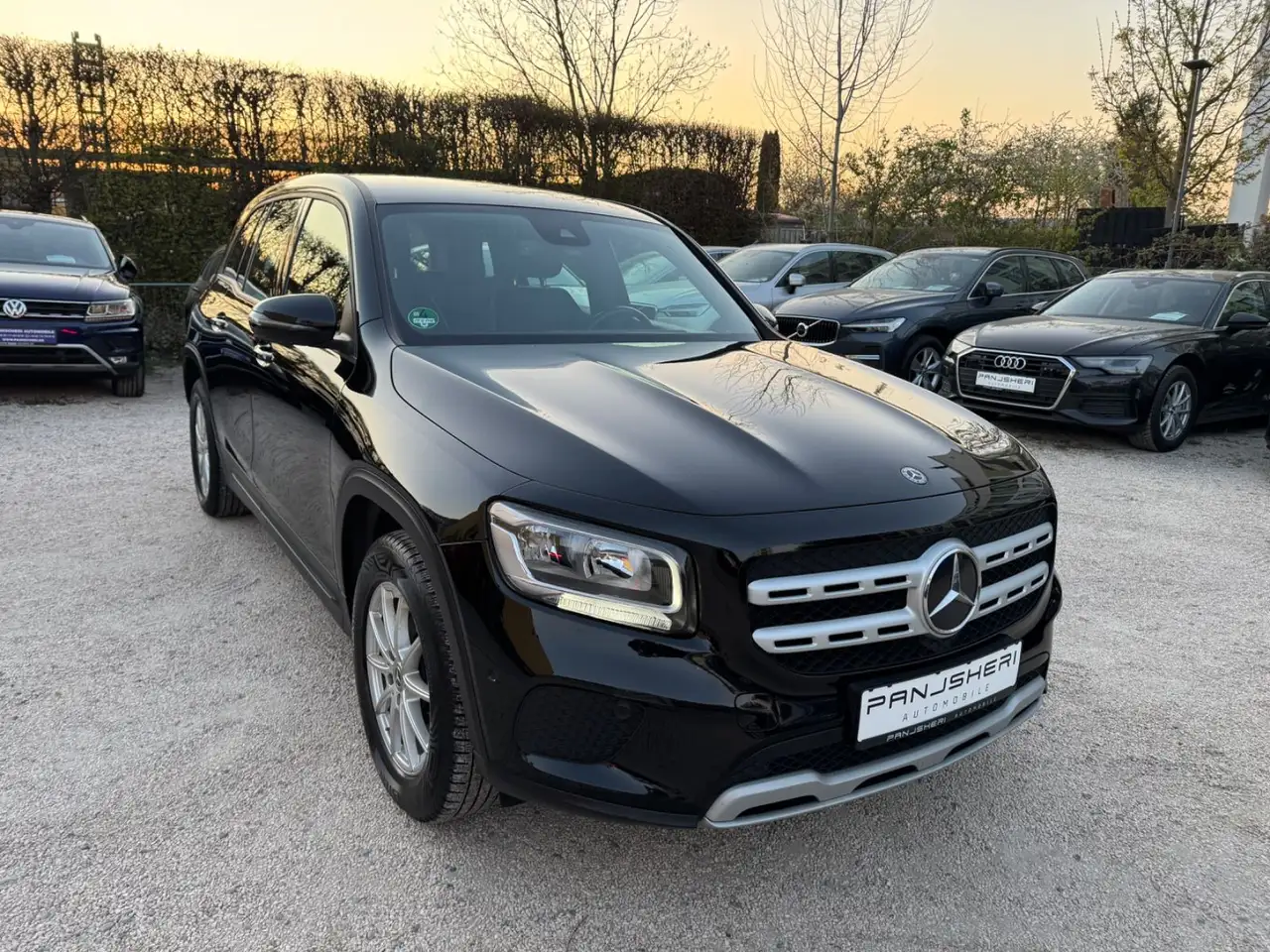 Mercedes-Benz GLB 200